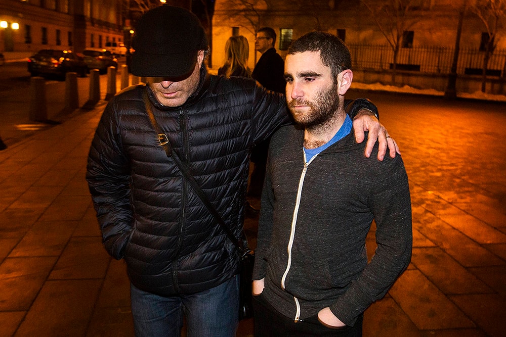 After arrest, Charlie Shrem resigns from post at Bitcoin Foundation