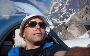 World’s first Mt. Everest flight and Bitcoin logo on a glider