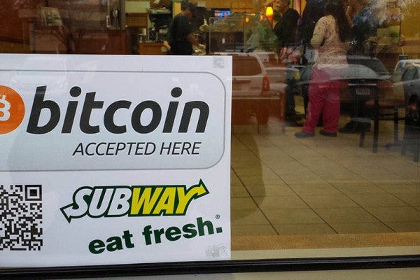 Buy a sandwich in Russia, pay with bitcoins and get your special discount 