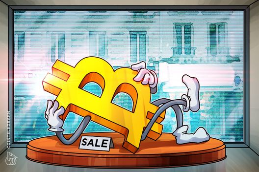 Bitcoin crumbles below 9K, but data shows buyers stepping in